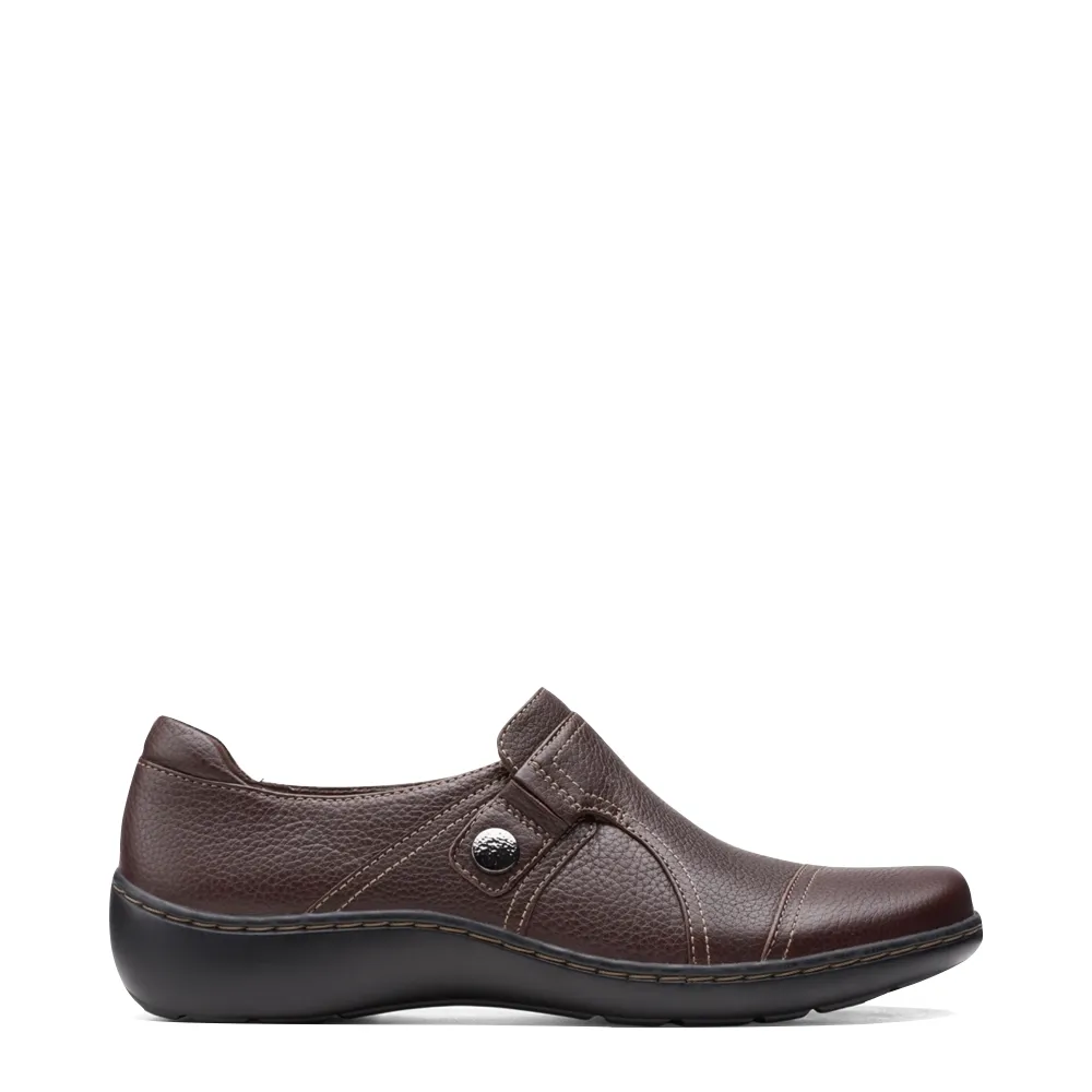 Clarks Women's Cora Poppy Tumbled Leather Slip On (Brown)