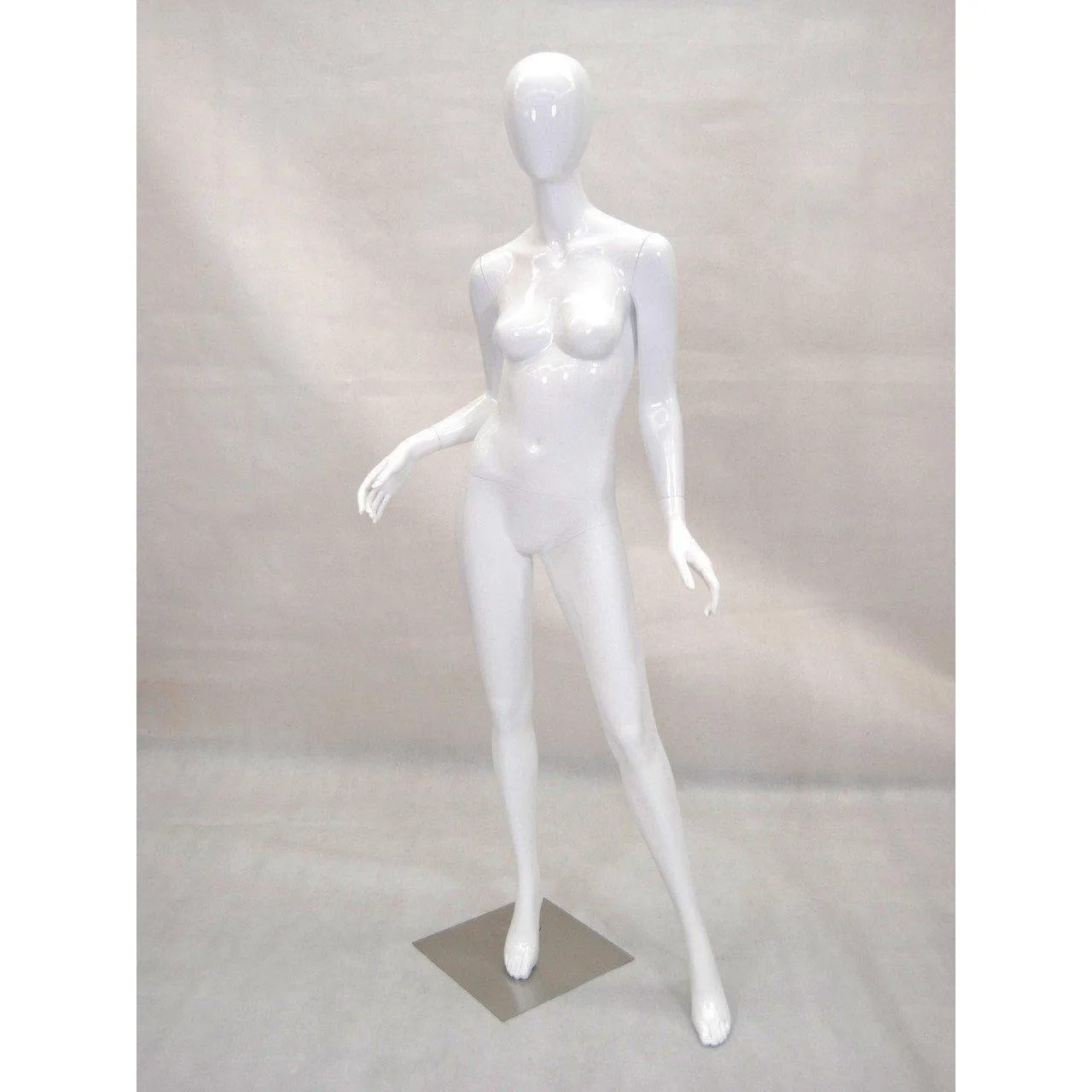 Egghead Female Mannequin MM-A2W1