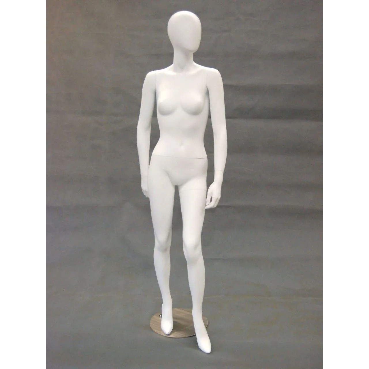 Egghead Female Mannequin MM-RGS8W1 (Built In Heel)