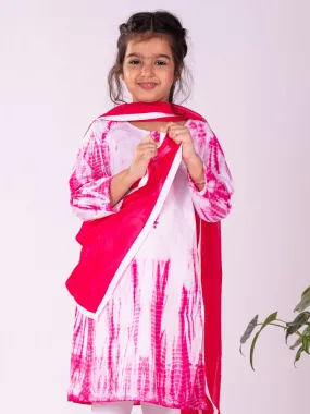 Jashvi Girl's Pink Pure Cotton Tie-Dye Kurta Leggings & Dupatta Set