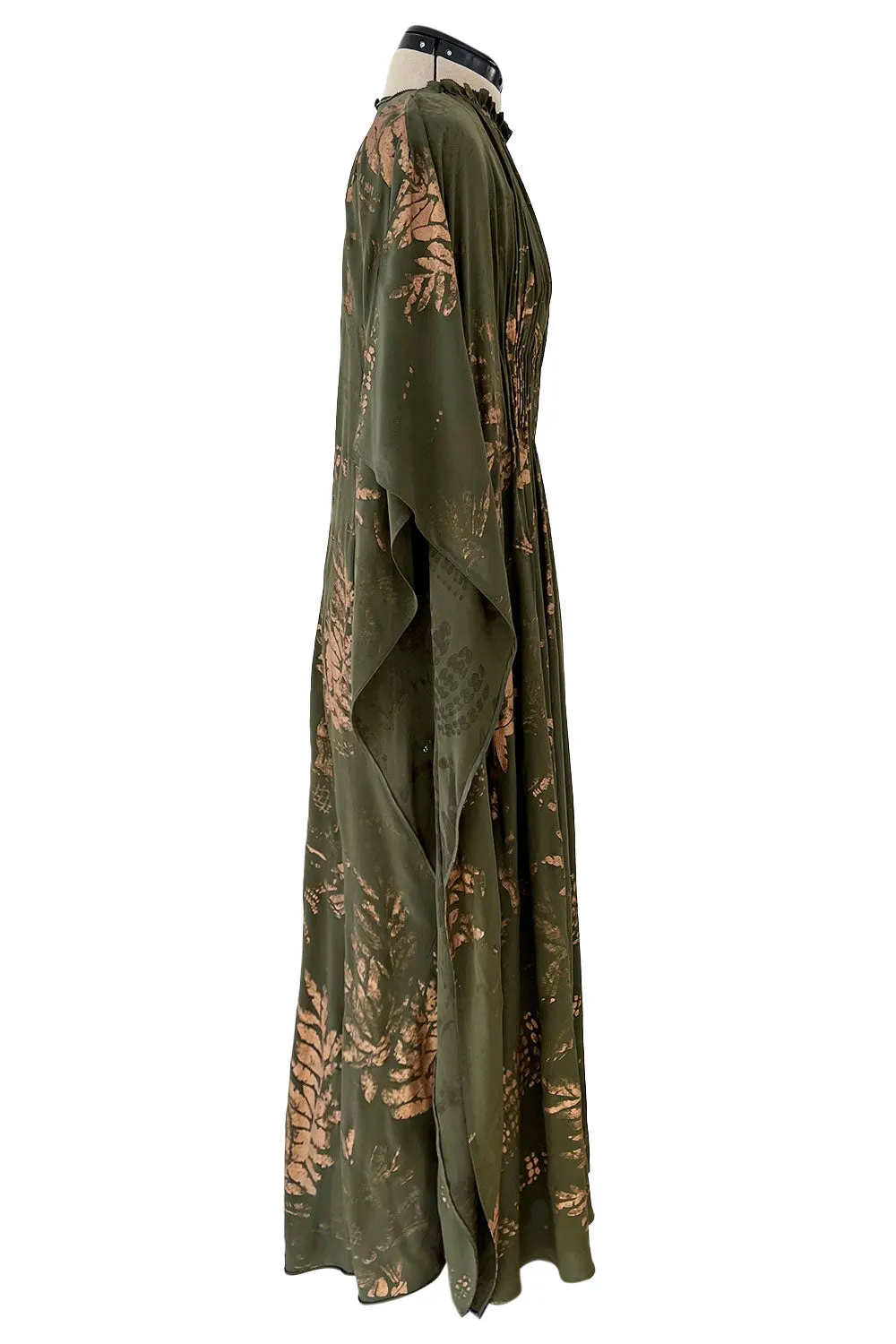 Stunning Spring 2016 Valentino Runway Muted Gold Painted Green Silk Caftan Dress