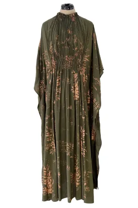 Stunning Spring 2016 Valentino Runway Muted Gold Painted Green Silk Caftan Dress