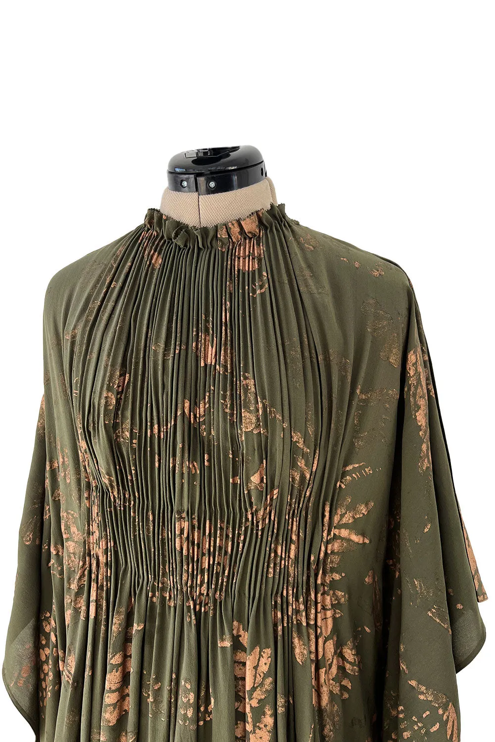 Stunning Spring 2016 Valentino Runway Muted Gold Painted Green Silk Caftan Dress