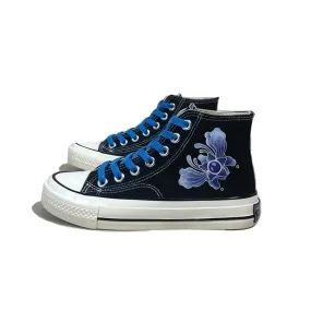 Women's Aesthetic Sneakers / Casual Canvas Shoes With Graffiti / Female Vulcanized Shoes