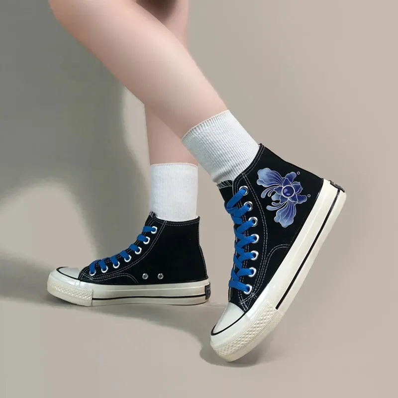 Women's Aesthetic Sneakers / Casual Canvas Shoes With Graffiti / Female Vulcanized Shoes